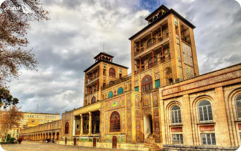 اتاق‌های گوشواره و کاشی‌های هفت رنگ